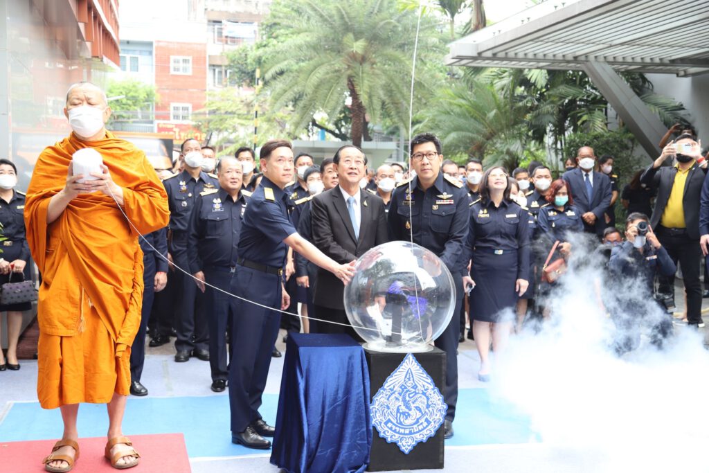 “ขุนคลัง” เปิดอาคารอเนกประสงค์ “กรมสรรพสามิต” หนุนธุรกิจใหม่ DAD ตั้งเป้าปี66 โกย4พันล้าน