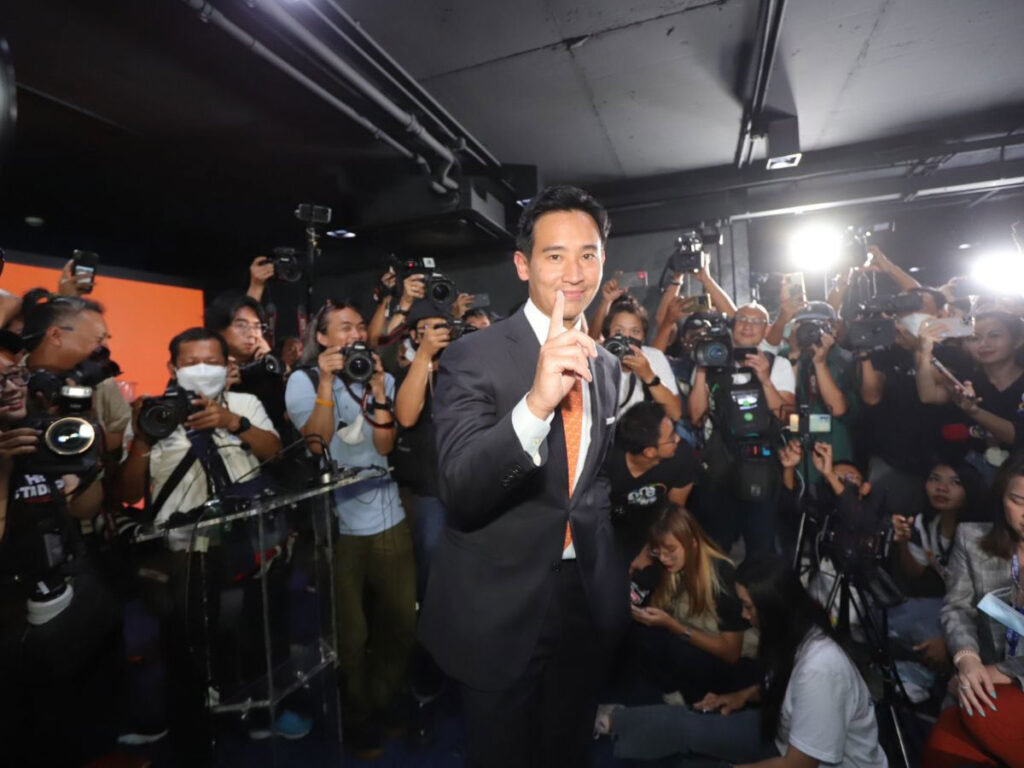 เปิดโผ ครม. “ก้าวไกล-เพื่อไทย” แบ่งเก้าอี้ กระทรวงสำคัญ ชง “วิโรจน์” คุม มหาดไทย