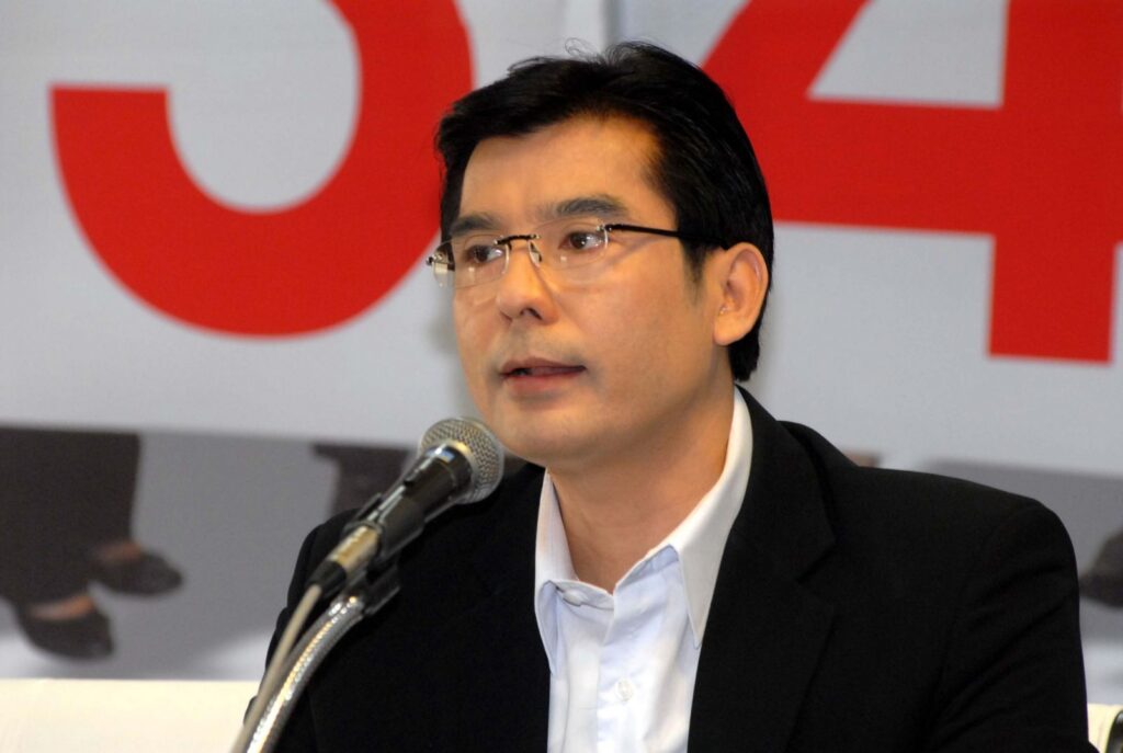 พท.เอาคืน “ชูวิทย์” ส่ง “พร้อมพงศ์” แถลง “แฉเพื่อชาติ หรือ เพื่อใคร”