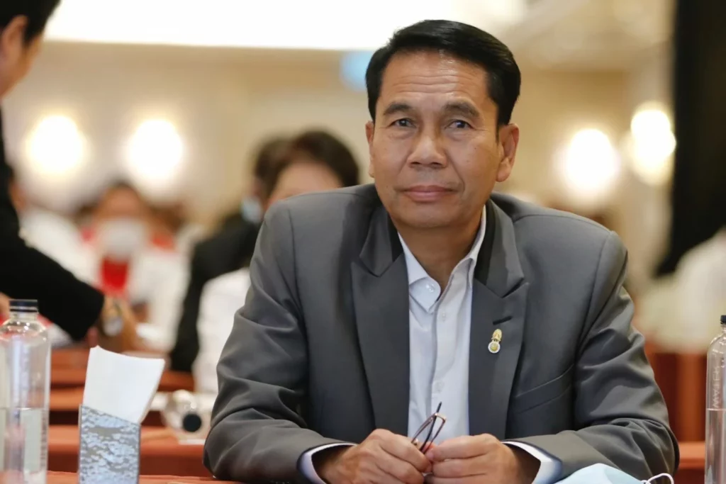 ว่อนเน็ต ‘สุทิน’ ตั้ง ‘พายัพ’ น้องชาย ‘ทักษิณ’ นั่ง ปธ.ที่ปรึกษารมว.กลาโหม