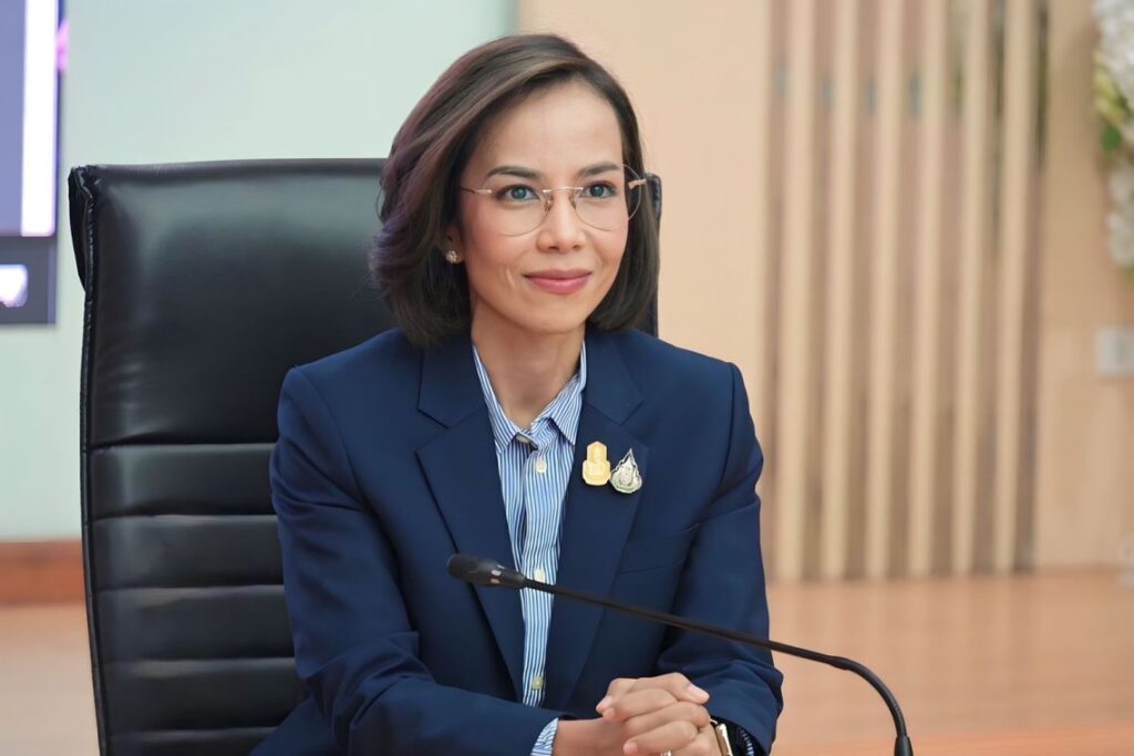 รมว.อุตสาหกรรม สั่ง กวาดล้างสินค้าด้อยคุณภาพ จี้ สมอ.กำจัดให้สิ้นซากใน6เดือน