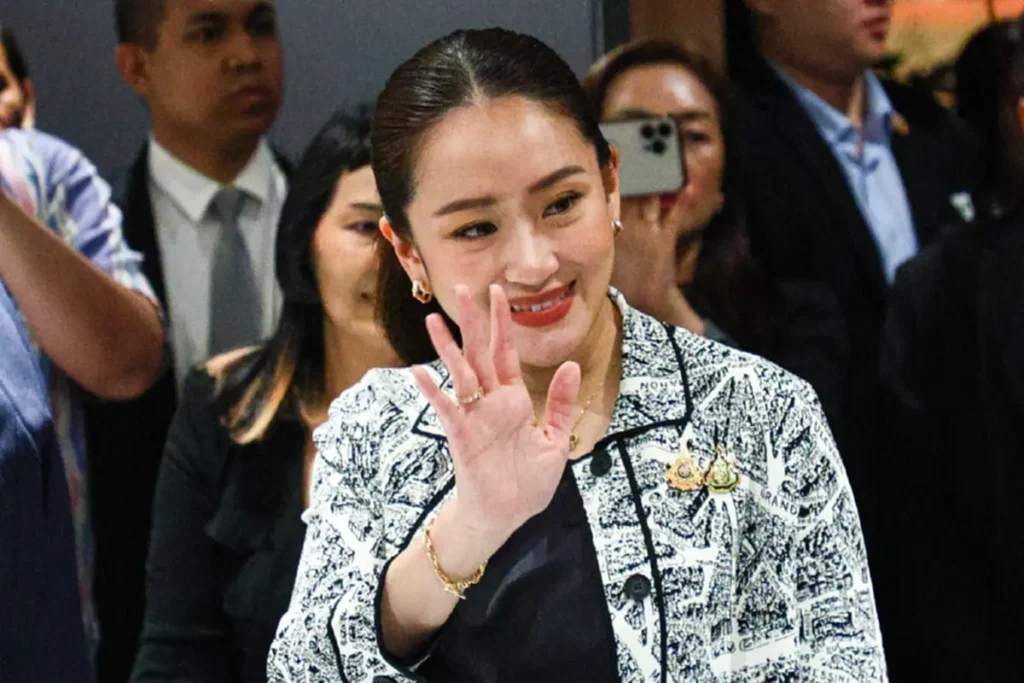 “อุ๊งอิ๊ง-แพทองธาร”ผงาด! สภาฯโหวตนั่งเก้าอี้ นายกรัฐมนตรีคนที่31