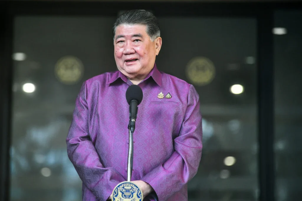 ‘ภูมิธรรม’ โยน พปชร. เคลียร์ชื่อ รมต.ให้ชัด ปัดรังเกียจ ‘วงษ์สุวรรณ’