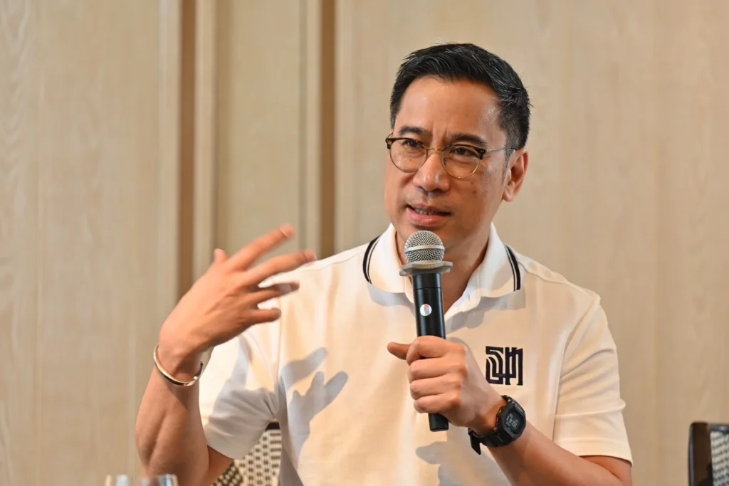 ผู้ว่าฯแบงก์ชาติ  ระบุ ยังเร็วเกินไป ตอบปม “ทักษิณ” แนะหั่นค่าต๋งครึ่งหนึ่ง ช่วยแก้หนี้ปชช.